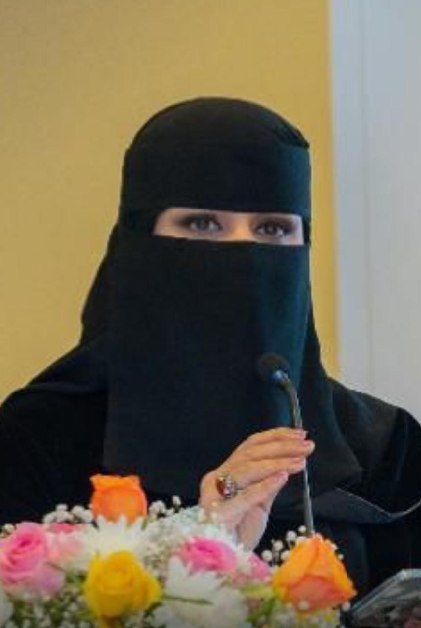 الأستاذة / هند محميد حمد الفقيه